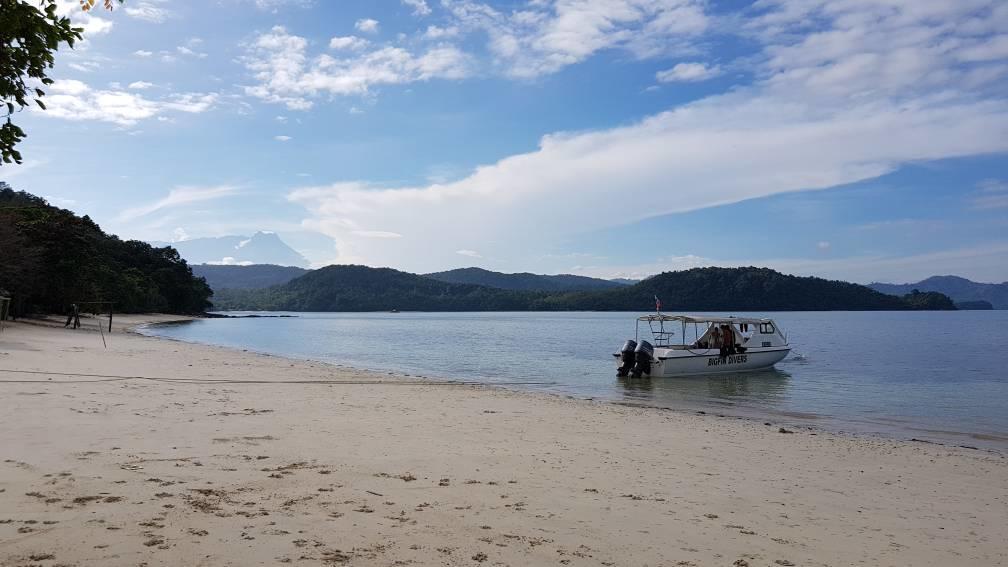 Bigfin Beach Resort Kota Belud Екстериор снимка